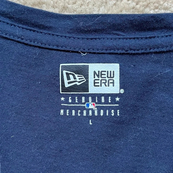 New Era Women’s 2019 NY Yankees Stadium T-shirt - Size L - EUC - 100% Cotton - Picture 6 of 7